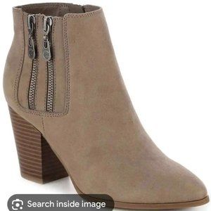 **EUC** G by Guess Suede Shayla Double Zip Heeled Booties- Size 7